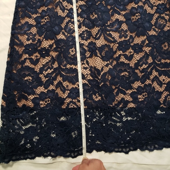 Molly Bracken Short Lace Sheath Dress Blue… - Picture 7 of 9